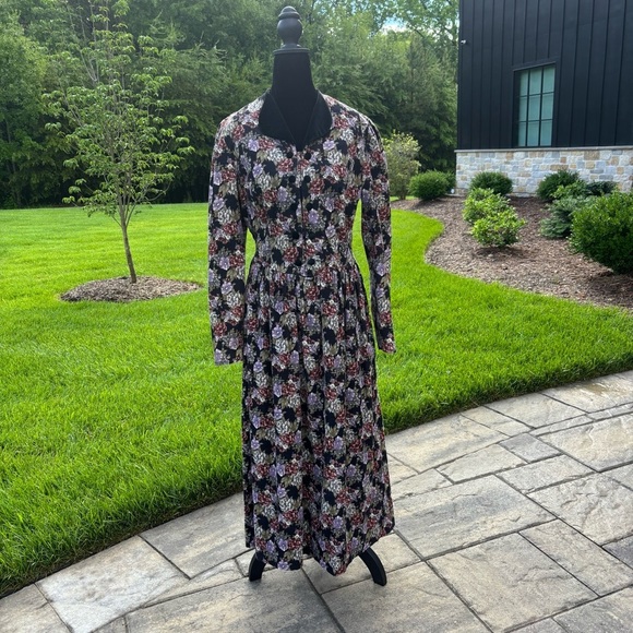 Vintage Laura Ashley Velvet Collar Corduroy dress - Picture 1 of 2